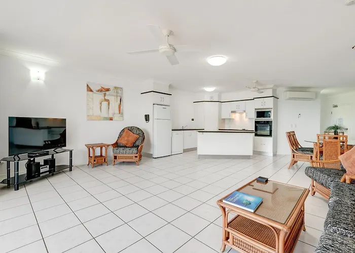 Beachfront Apartments On Trinity Beach